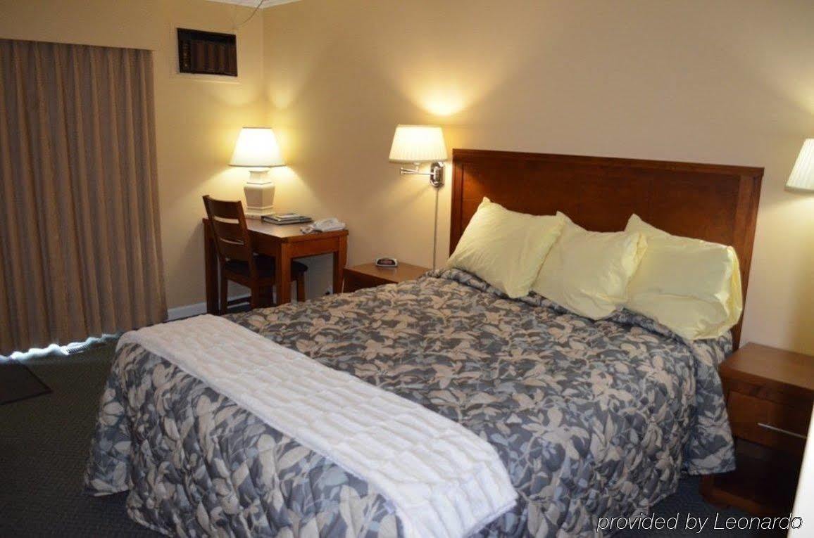Westward Inn & Suites Langley Ngoại thất bức ảnh